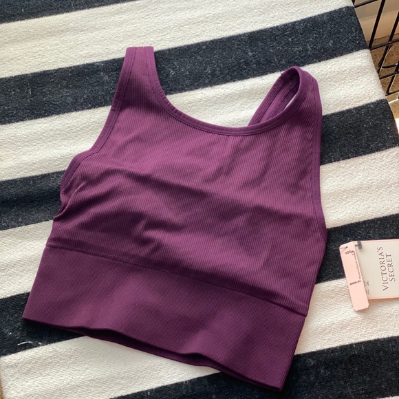 Victoria's Secret Tops - Victoria’s Secret Seamless Sports Bra